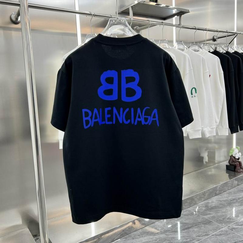 Balenciaga Men's T-shirts 85